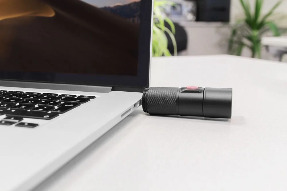 Latarka Ansmann LED Future T350FR USB,300 lm aku — zdjęcie 7