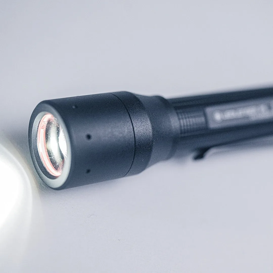 Latarka Ledlenser P5 200 lm — zdjęcie 6