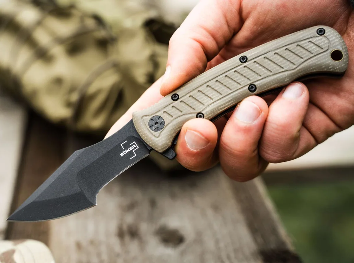 Nóż Böker Plus Micro Tracker Folder 154CM — zdjęcie 4