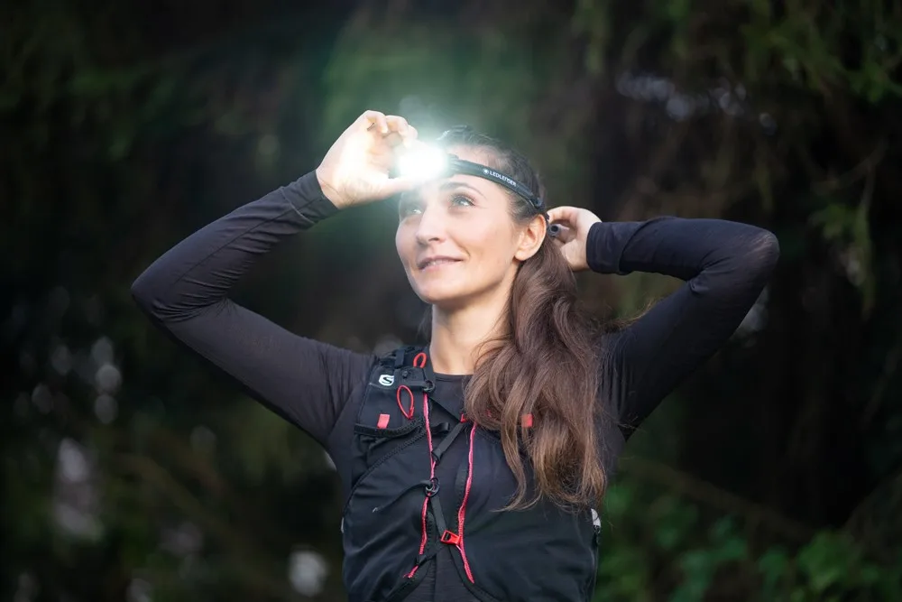 Latarka Ledlenser Neo 9R Blue — zdjęcie 12