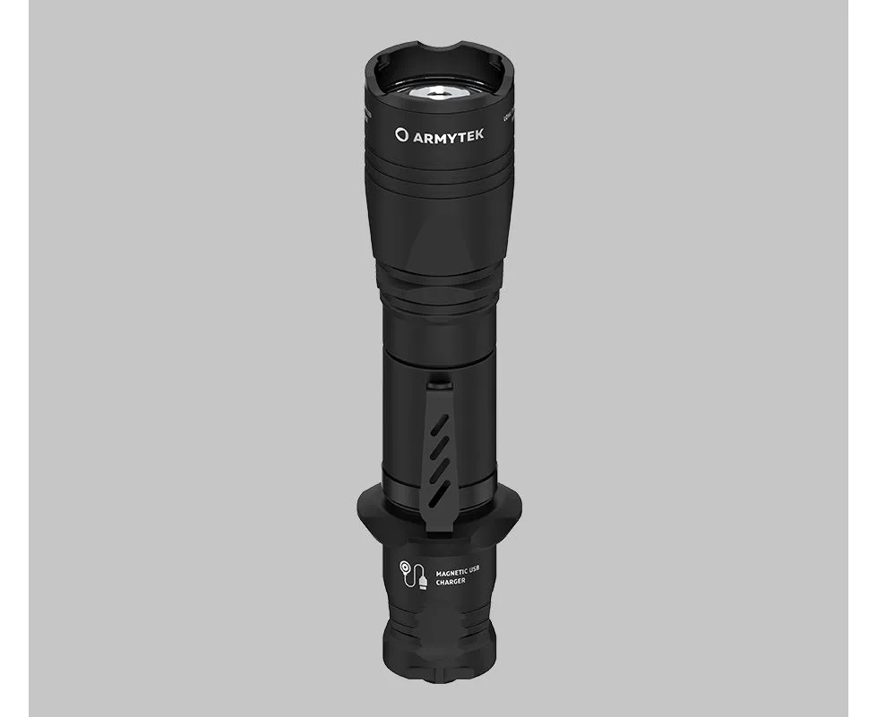 Latarka Armytek Dobermann PRO 1400 lm — zdjęcie 1