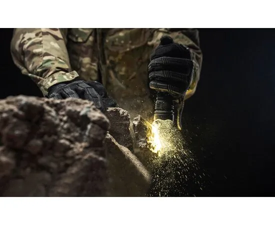 Latarka Armytek VIKING PRO Max USB-C Warm 5000lm — zdjęcie 4