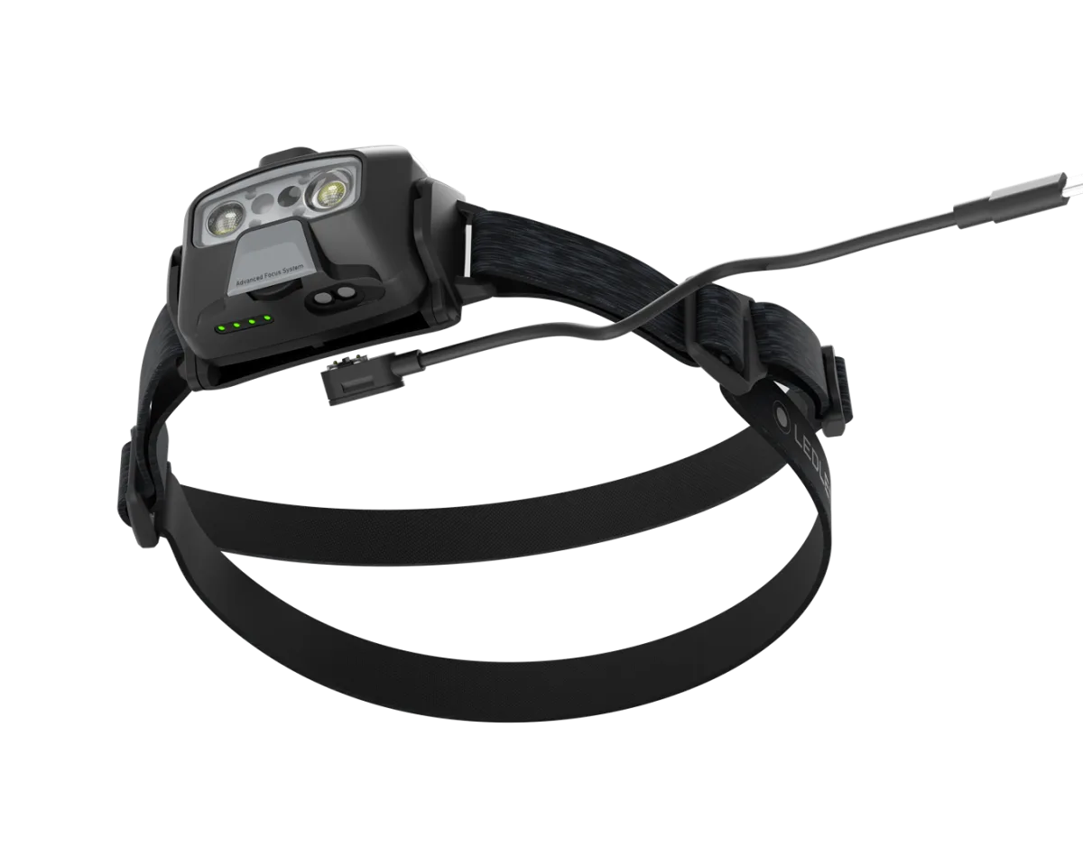 Latarka Ledlenser HF6R Core Black 800lm — zdjęcie 2