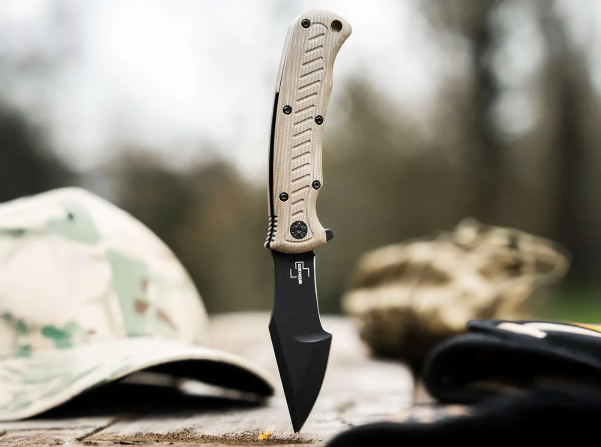 Nóż Böker Plus Micro Tracker Folder 154CM — zdjęcie 7