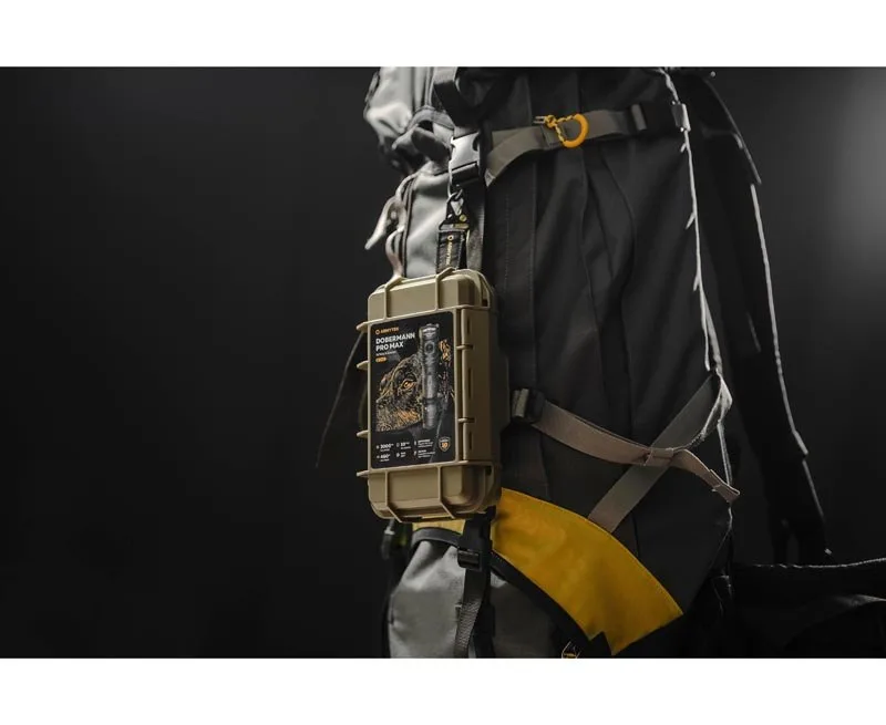 Latarka Armytek Dobermann PRO MAX 3000 lm 2w1 — zdjęcie 5