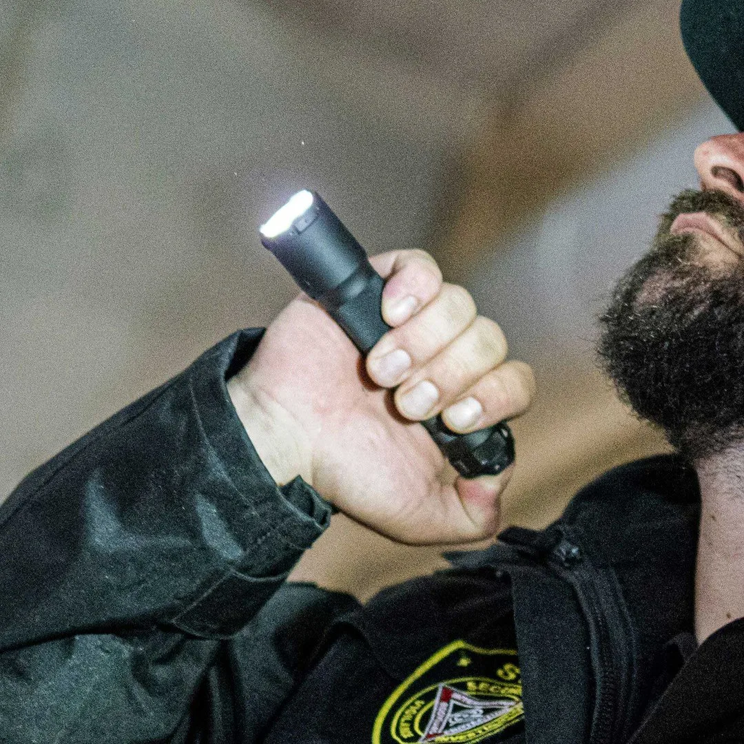 Latarka Ledlenser TAC6R 2000lm — zdjęcie 2