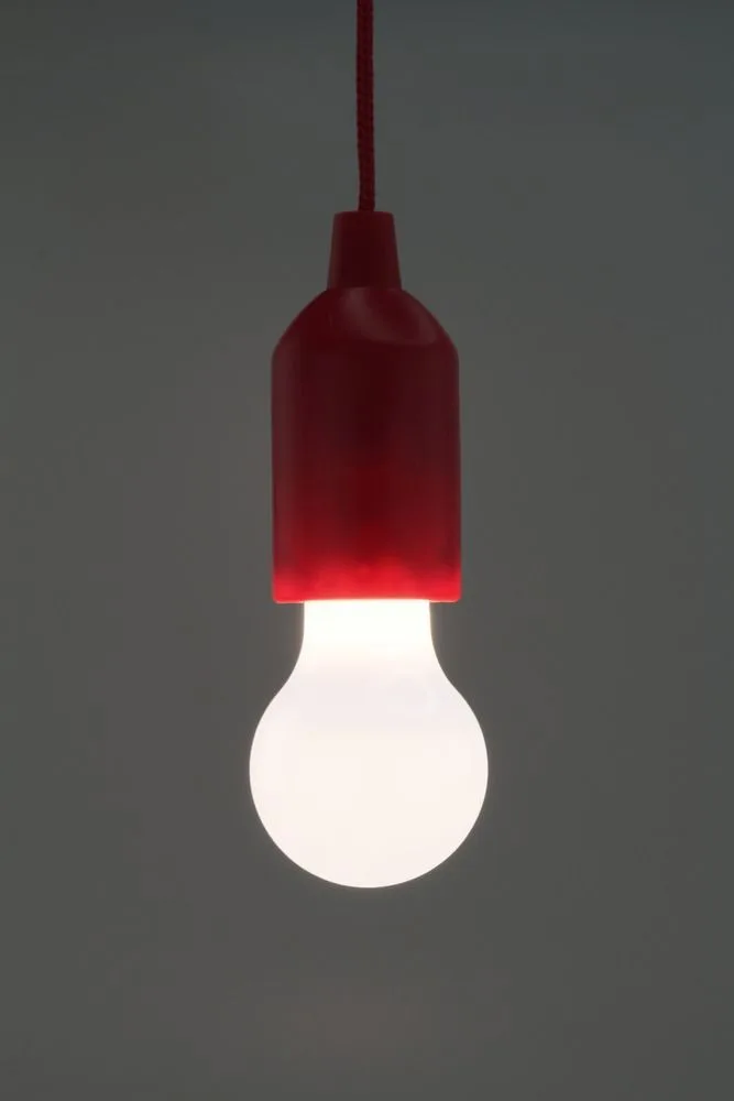 Żarówka LED HyCell PL1W, 25 lm, 3xAAA, czerwona — zdjęcie 2