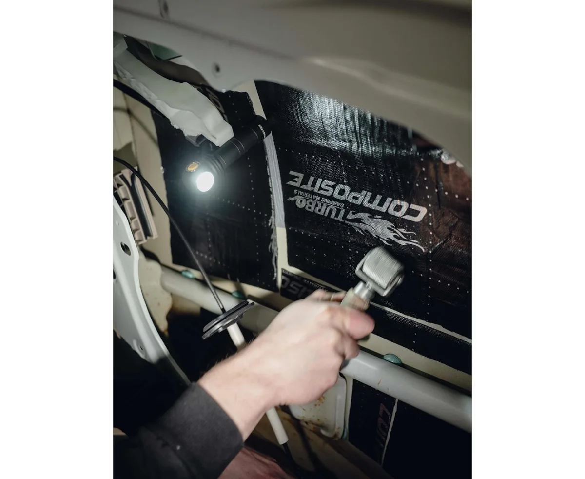 Latarka Armytek Wizard C2 WR Warm 1020 lm — zdjęcie 6