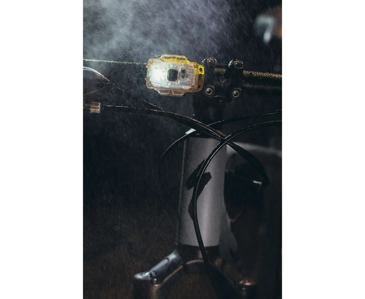 Latarka Armytek Crystal Yellow 150 lm — zdjęcie 8
