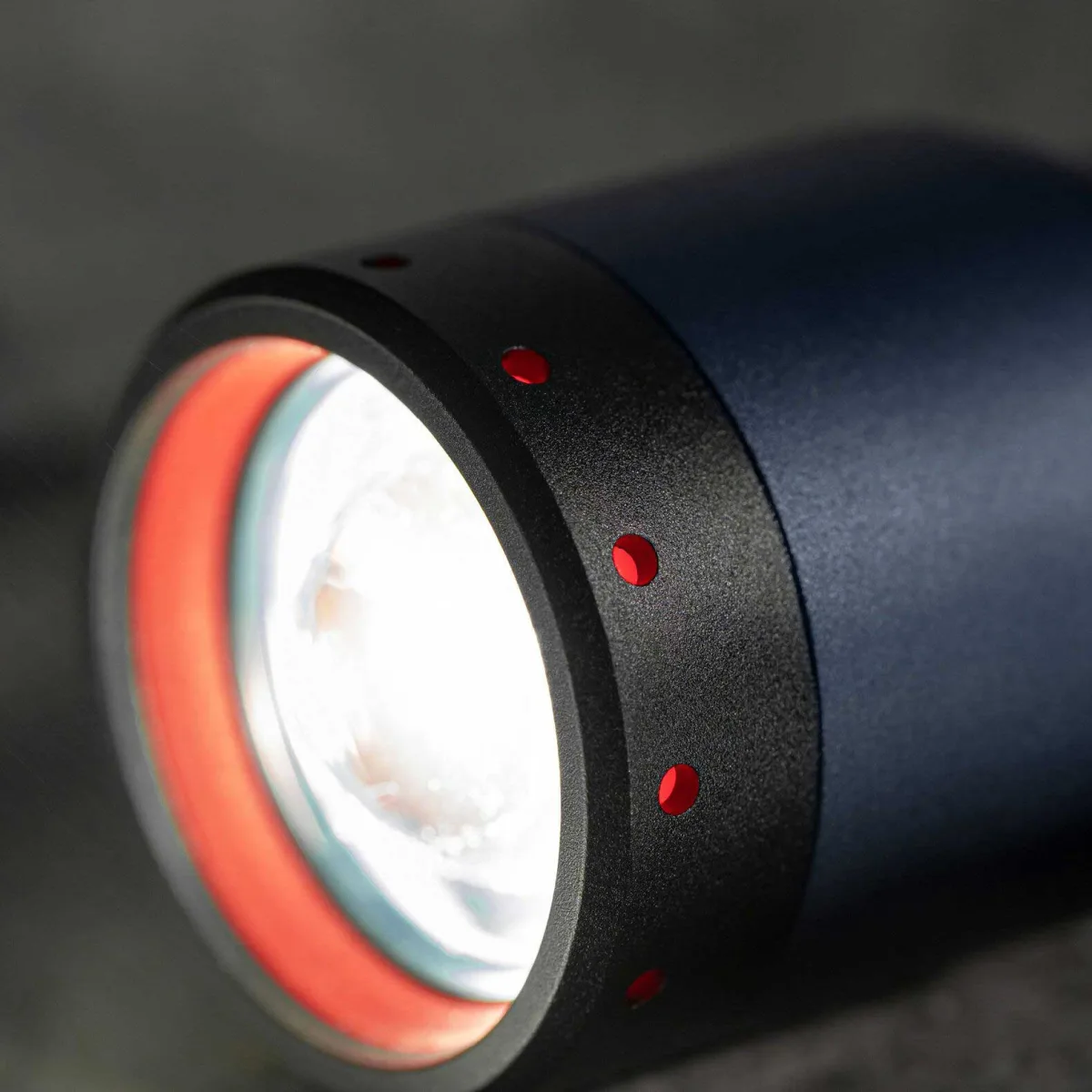 Latarka Ledlenser P7R 25th Anniversary Edition — zdjęcie 4