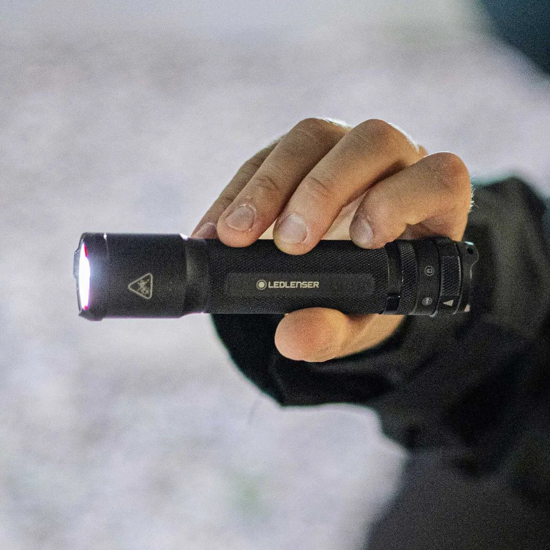 Latarka Ledlenser TAC7R 3200lm — zdjęcie 2