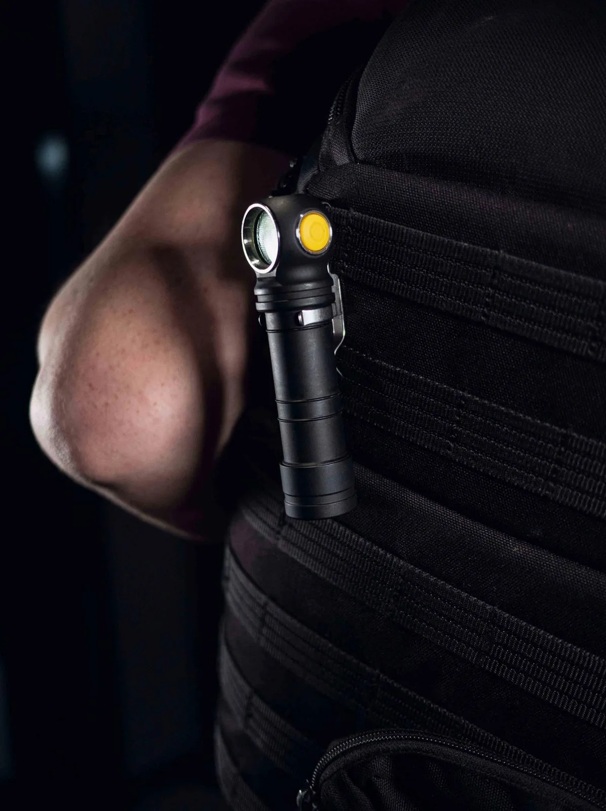 Latarka Armytek Wizard C2 Pro Max White 4000 lm — zdjęcie 11