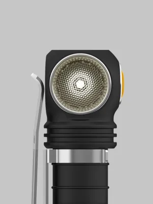 Latarka Armytek Wizard C1 Pro Warm 930 lm