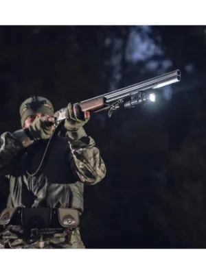 Latarka Armytek Dobermann PRO MAX 3000 lm 2w1