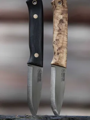Nóż Casström Woodsman, Bog oak