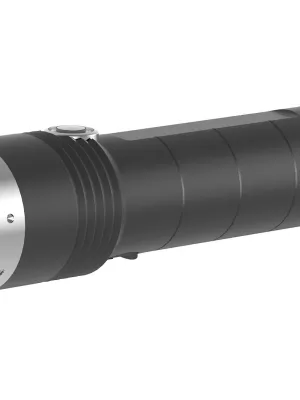 Latarka Ledlenser MT10 1000lm