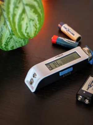 Tester baterii Ansmann z wyświetlaczem LC